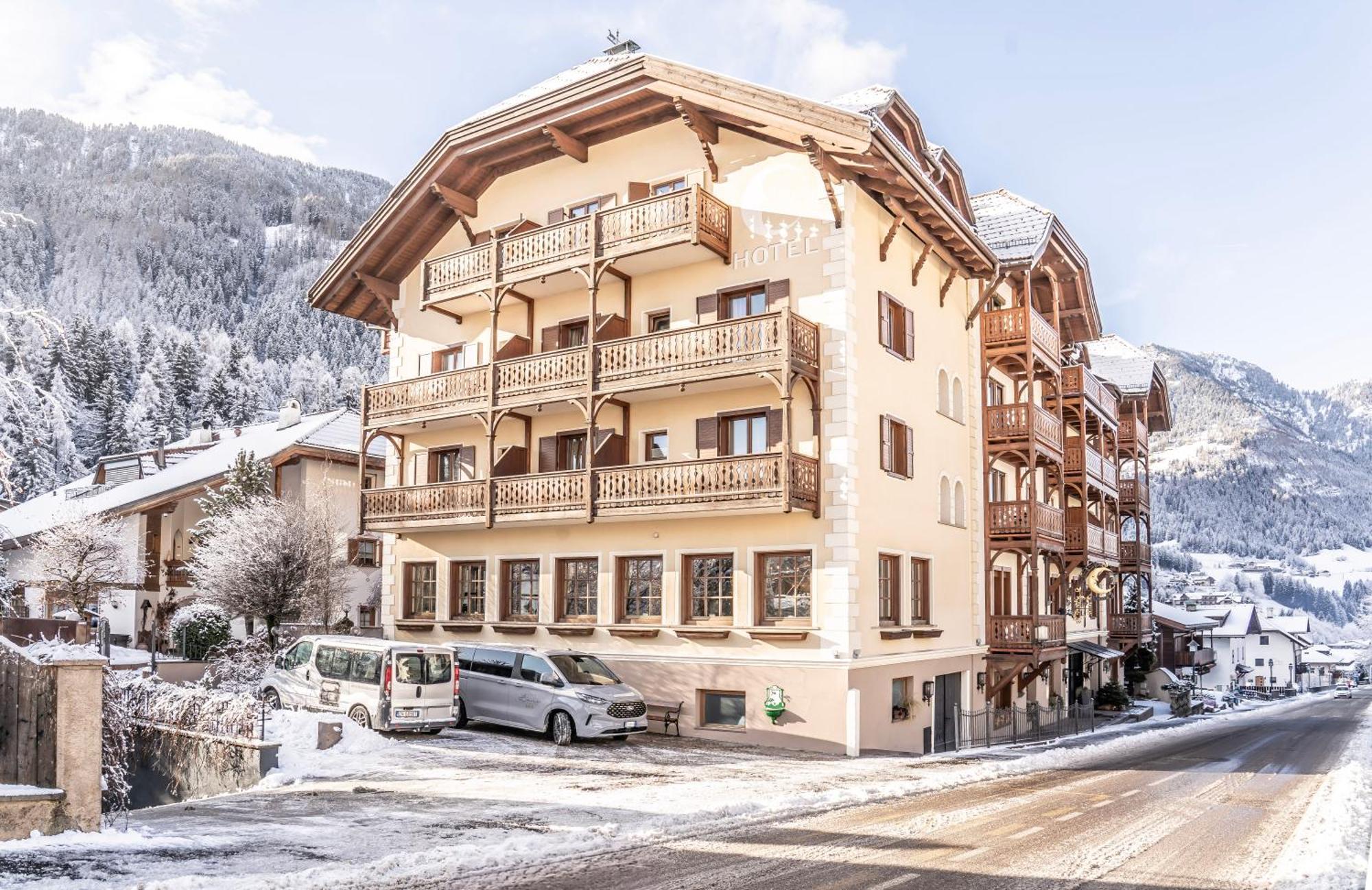 Hotel Luna Mondschein Ortisei Luaran gambar